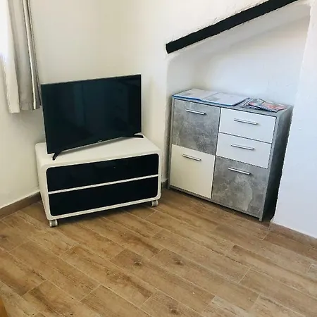 F2 Centre - Gare Apartamento *