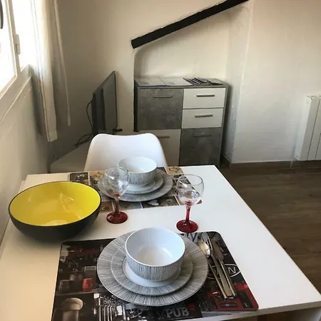 F2 Centre - Gare * ニース