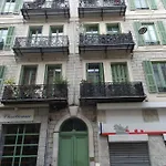 F2 Centre - Gare Apartment *